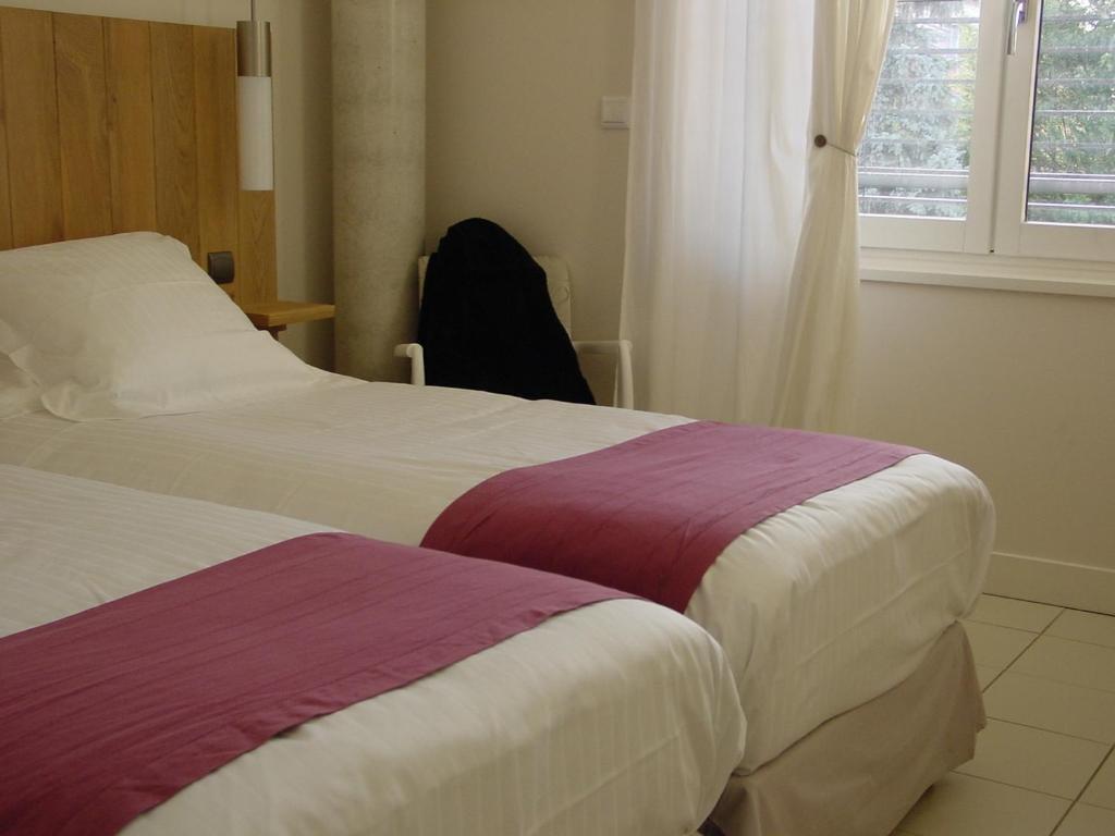 L'Armateur Hotel Moissac Bilik gambar